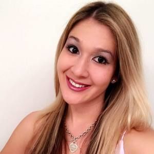 Meet your Posher, Janelle